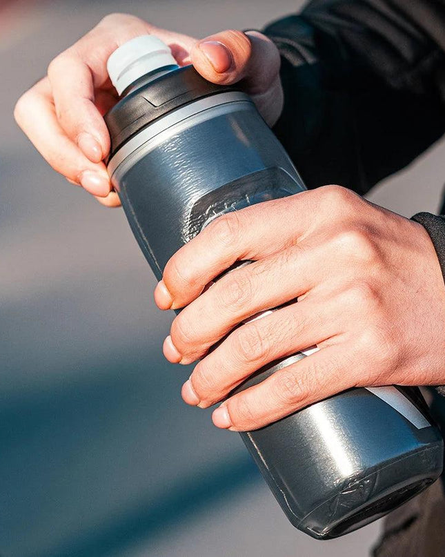 ROCKBROS Cycling Water Bottle Cold Water Insulated Thermal Silicone Bottle Fitness Outdoor Bicycle Portable 620ml Water Kettle