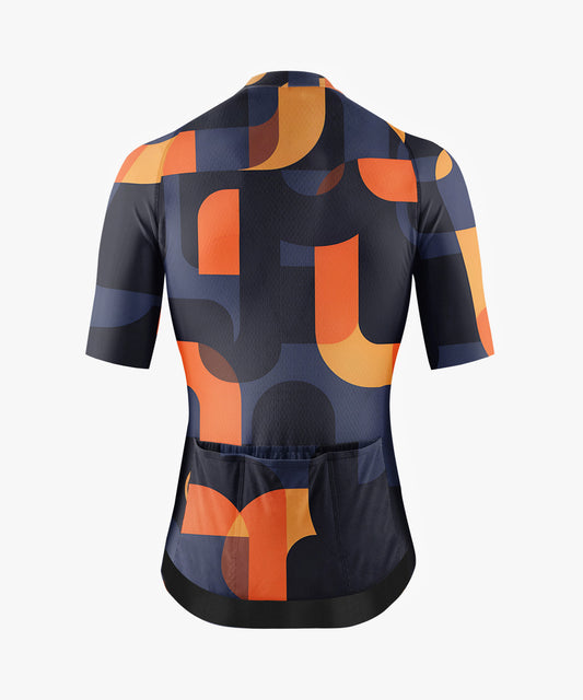 Men's Short Sleeve Cycling Jersey Tailored with Stretch Fit for Race-Inspired Silhouette – Back View