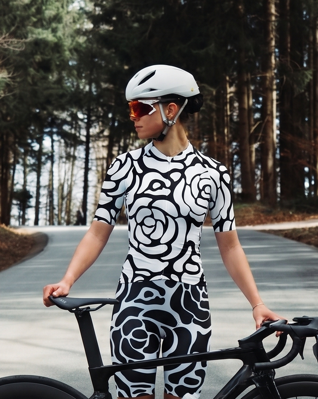 ROCKBROS Women's Alabaster Abstract Rose Flow Pro Aero Cycling Set