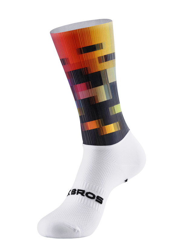 ROCKBROS Men's "Geo Pulse" Halftone Glitch Art Aero Cycling Socks