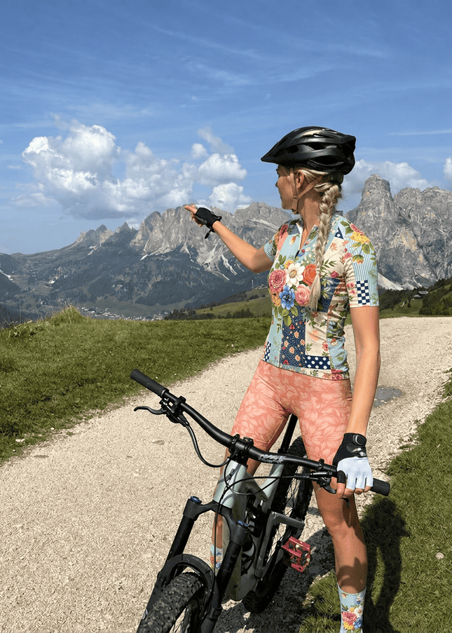 ROCKBROS Women's Pastoral Orange Floral Cycling Shorts
