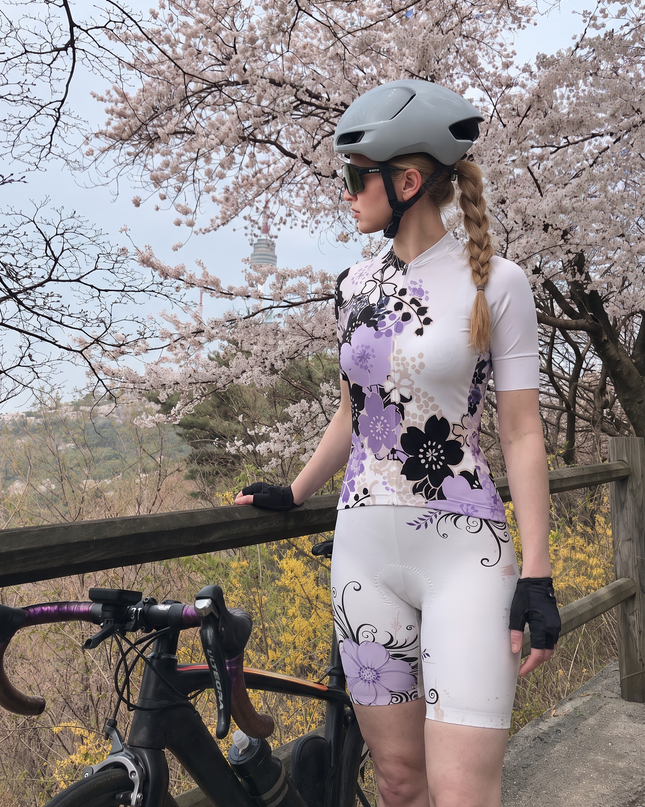 ROCKBROS Off White Black Lavender Sakura Floral Mid-Calf Cycling Socks