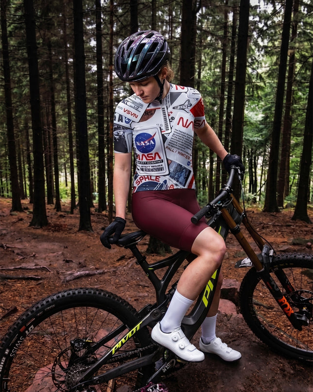 ROCKBROS Women’s Retro Terracotta Minimalist Cycling Bibs