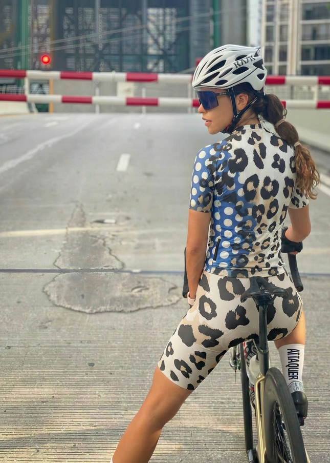 ROCKBROS Women's "Cobalt Cheetah" Pop-Art Leopard Performance Aero Jersey
