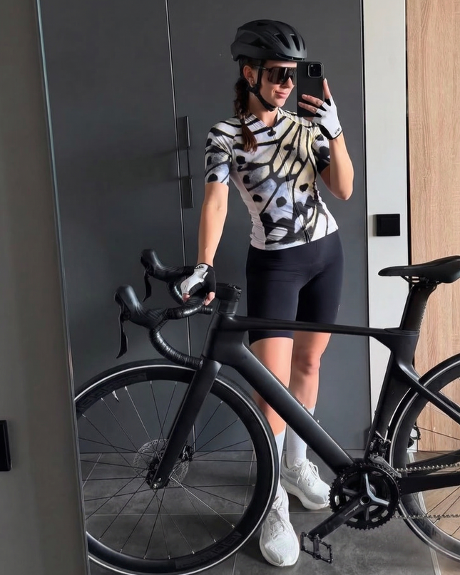 ROCKBROS Women's Monarch Wings All-Weather Macro-Art Pro Aero Jersey