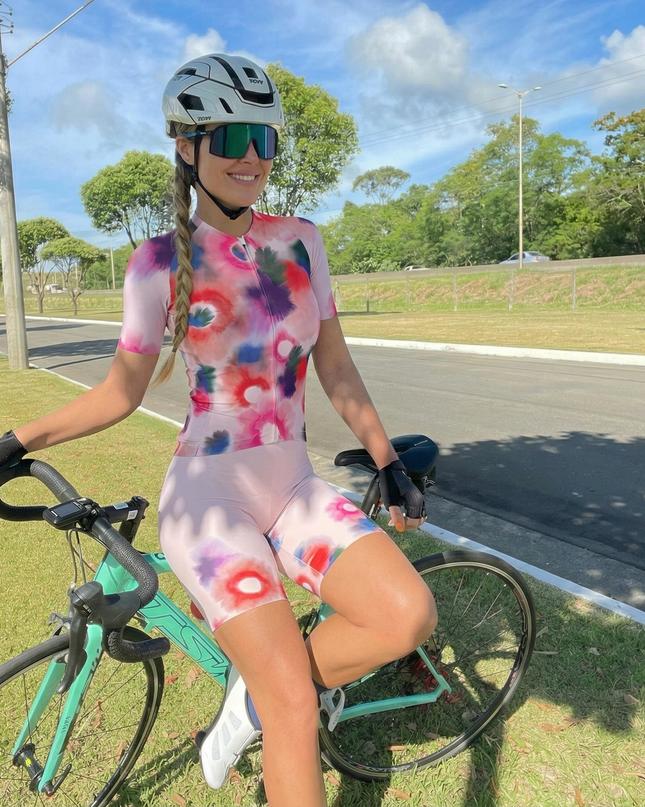 ROCKBROS Women's Watercolor Bloom High-Octane Aero Jersey