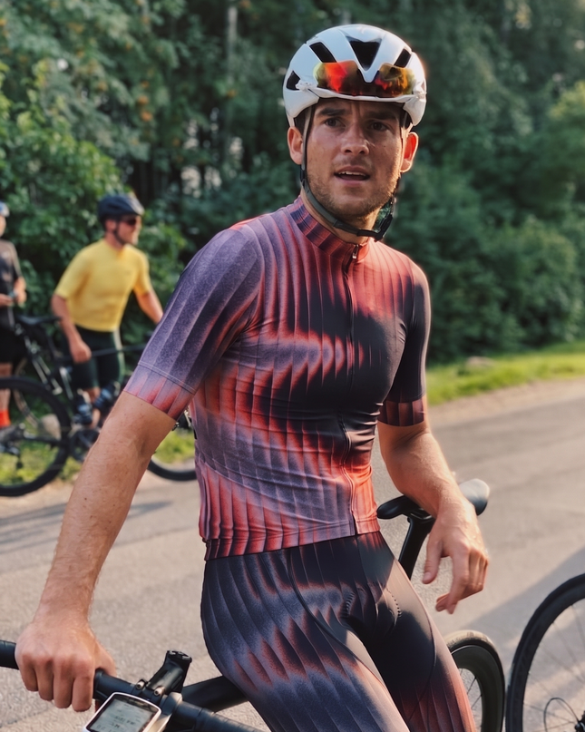 ROCKBROS Men's Crimson Pulse Rhythmic Cycling Shorts