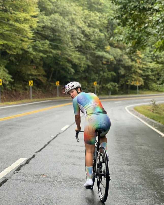 Women's "Prism Mesh" All-Weather Gradient Tech-Weave Jersey