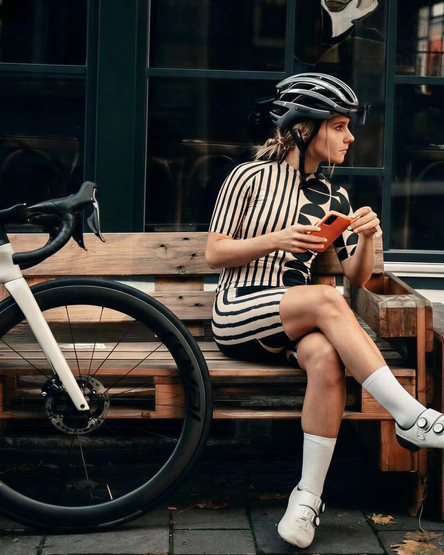 ROCKBROS Women's Linear Harmony Avant-Garde Geometric Pro Aero Jersey