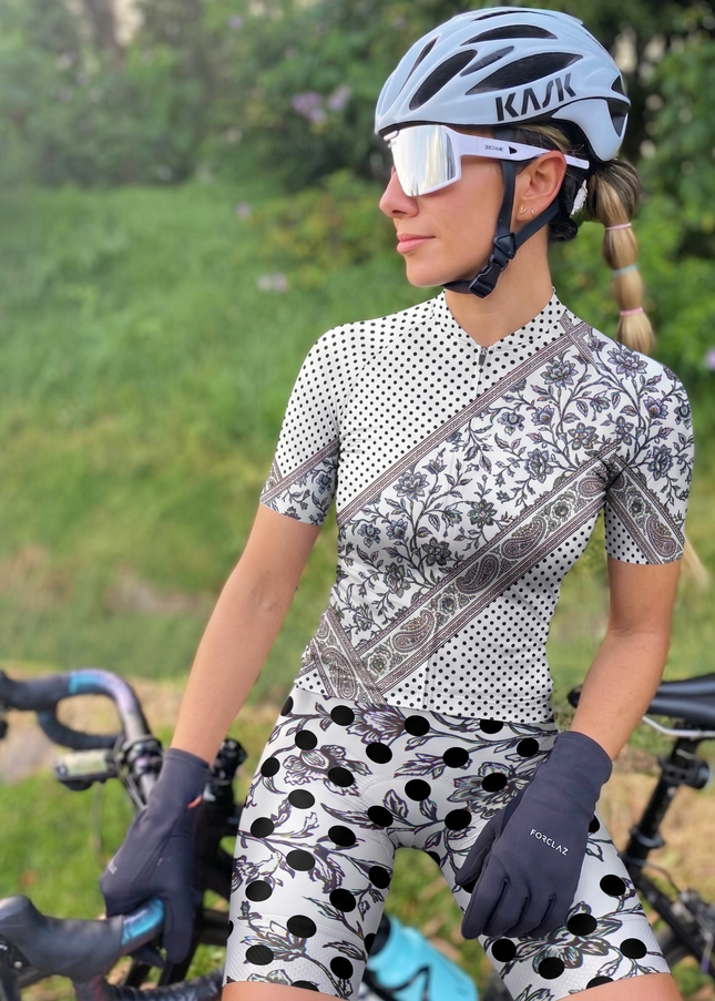ROCKBROS Women's Midnight Rose Floral-Accent Pro Bib Shorts
