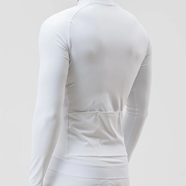 <h4><strong>Unisex Performance Fit</strong></h4>