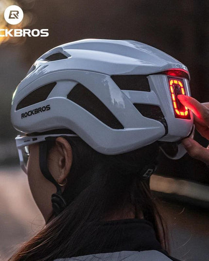 ROCKBROS Bicycle Light Helmet Type-C Charging Cycling Helmet Rechargeable Adjustable MTB Safely Mountain Road Scooter Helmet