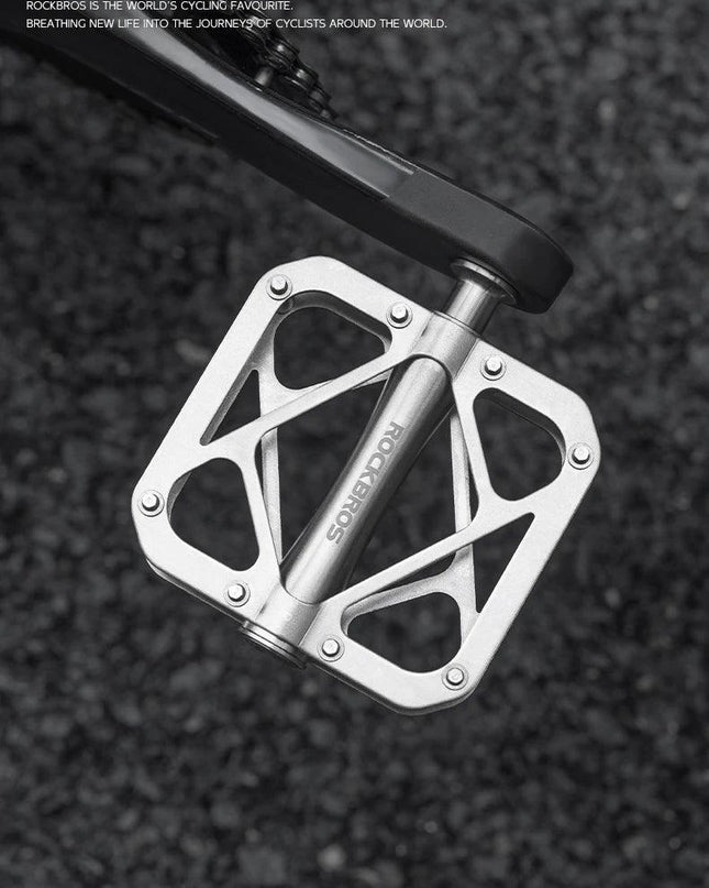 ROCKBROS Titanium Alloy Bike Pedals Ultralight Anti-slip Wide Pedal MTB Road Bike Stainless Steel Nails Cycling Accessories
