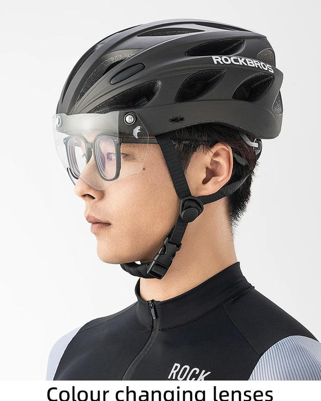 ROCKBROS Bike Helmet Lightweight Breathable Helmet PC+EPS with Photochromic Lens Wind-breaking Brim Safety Cycling Helmet
