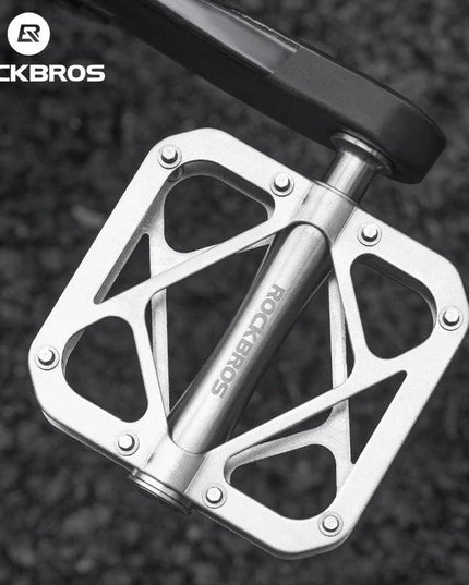 ROCKBROS Titanium Alloy Bike Pedals Ultralight Anti-slip Wide Pedal MTB Road Bike Stainless Steel Nails Cycling Accessories