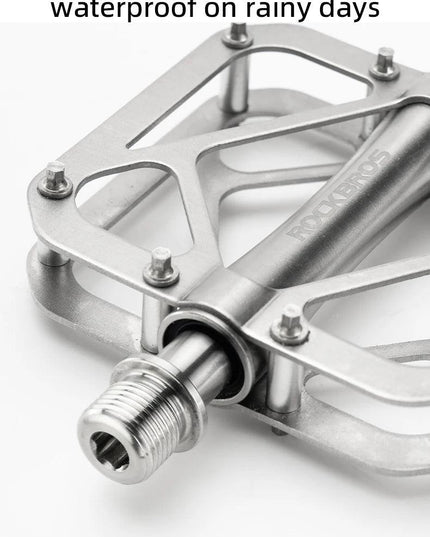 ROCKBROS Titanium Alloy Bike Pedals Ultralight Anti-slip Wide Pedal MTB Road Bike Stainless Steel Nails Cycling Accessories