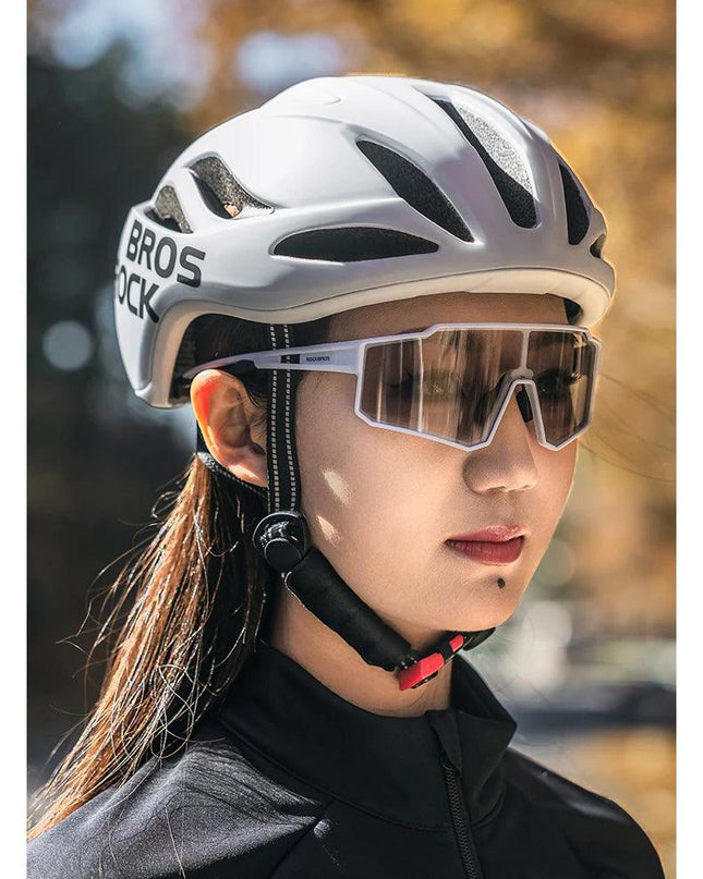 ROCKBROS Bike Helmet Outdoor Sports Safely Mountain Road Electric Scooter Helmet Integrated Molding Cycling Motorcycle Helmet
