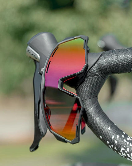 ROCKBROS Polarized Cycling Glasses Photochromic Glasses Men Sports Polarized Sunglasses Bicycle Riding Goggles Eyewear 2 Lens