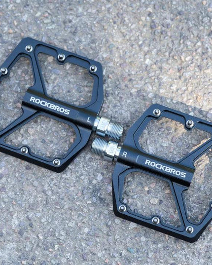 ROCKBROS Bike Pedals Aluminum Alloy Anti-slip Bicycle Pedals Ultralight Sealed Bearing One-piece MTB Road Mountain Cycling Pedal