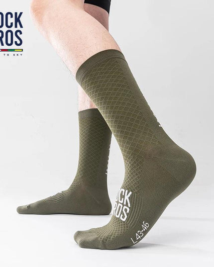 ROCKBROS ROAD TO SKY Professional Sport Socks Breathable Cycling Socks MTB Road Bike Socks High Elastic Shock Absorbing A pair