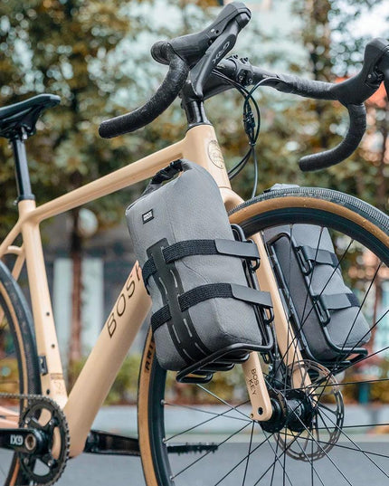 ROCKBROS Cycling Bag 2.7L Capacity Bicycle Front Fork Shelf Bag TPU Material Portable Pannier Bag Luggage Carrier Accessories