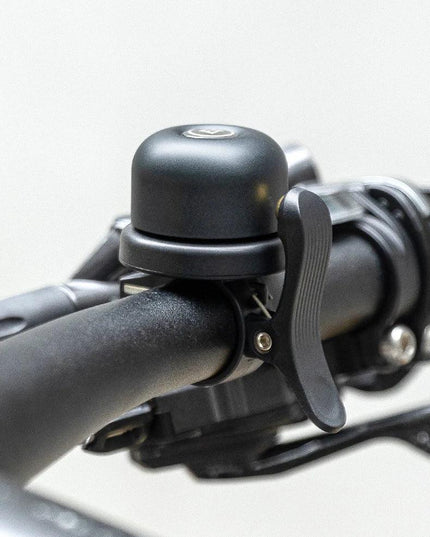 ROCKBROS Bicycle Bell Classical Stainless Bike Bell Loud Horn Cycling Handlebar Bell Portable Alarm Safety Bicycle Accessories