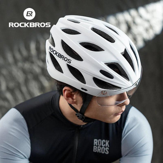 ROCKBROS Bike Helmet Lightweight Breathable Helmet PC+EPS with Photochromic Lens Wind-breaking Brim Safety Cycling Helmet