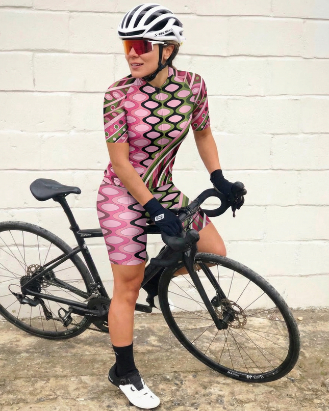 ROCKBROS Women’s Mod-Retro Geometric Pro Training Shorts