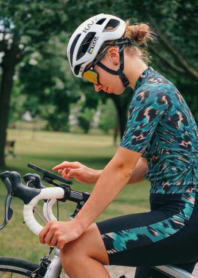 ROCKBROS Women's "Teal Velocity" Abstract Panther Pro Aero Jersey